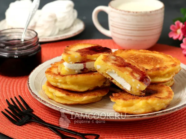 Фото блюда: Творожные оладьи с зефиром