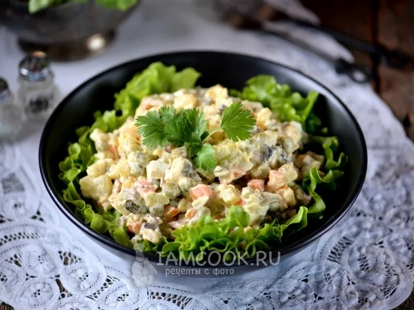 Фото блюда: Салат «Оливье» без мяса и колбасы