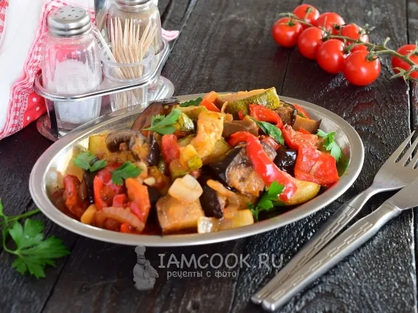 Фото блюда: Соте из баклажанов и кабачков в духовке