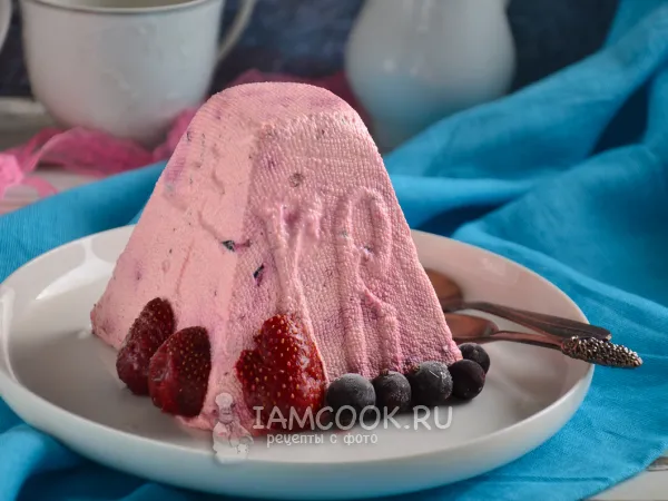 Фото блюда: Ягодная творожная пасха