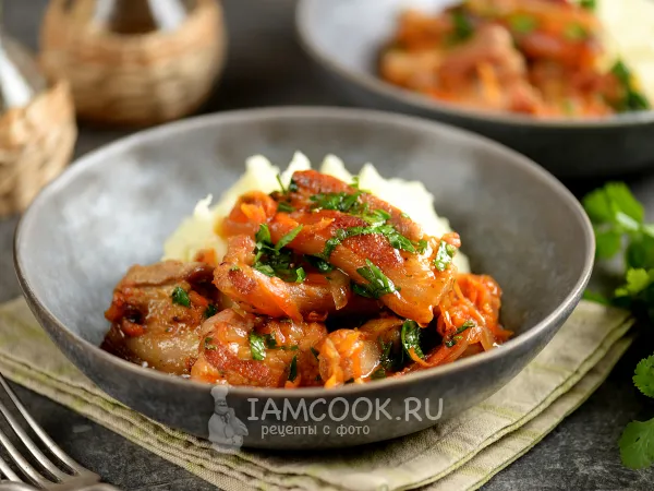 Фото блюда: Тушеная свиная грудинка