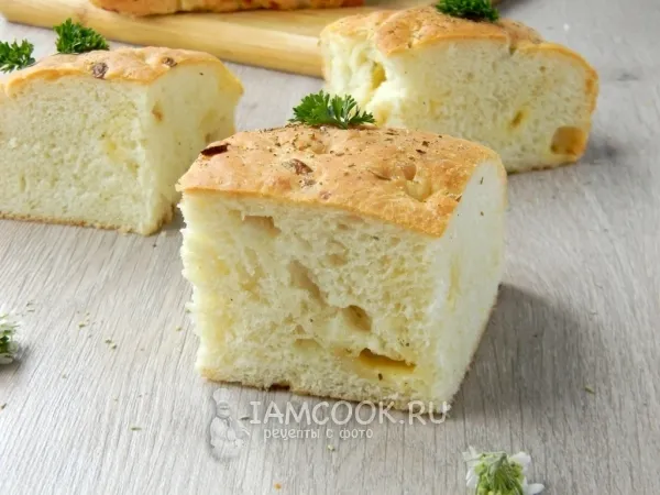 Фото блюда: Фокачча с жареным луком и сыром