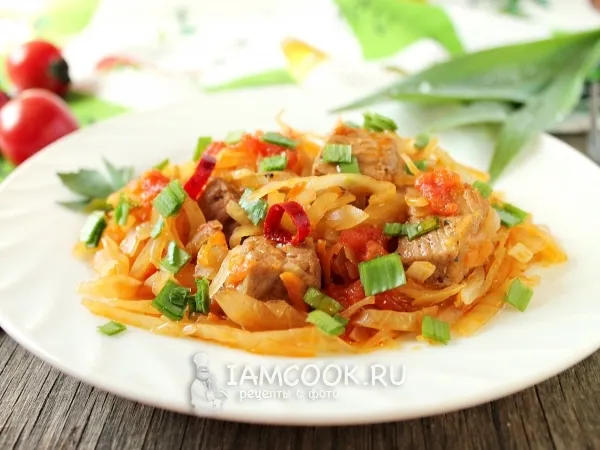 Фото блюда: Бигус из свежей капусты