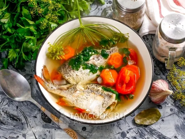 Фото блюда: Уха из плотвы