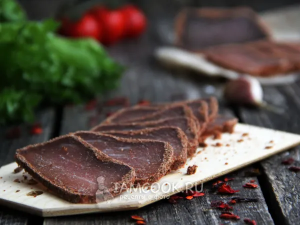 Фото блюда: Сыровяленый балык из свинины в домашних условиях