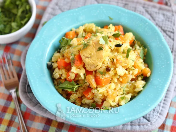 Фото блюда: Плов с курицей и изюмом