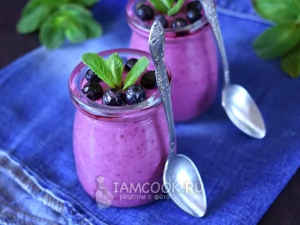 Фото блюда: Творожный смузи с черникой и простоквашей