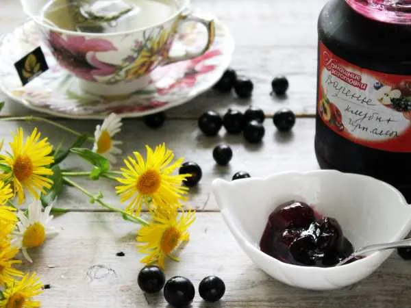 Фото блюда: Варенье из клубники и черной смородины