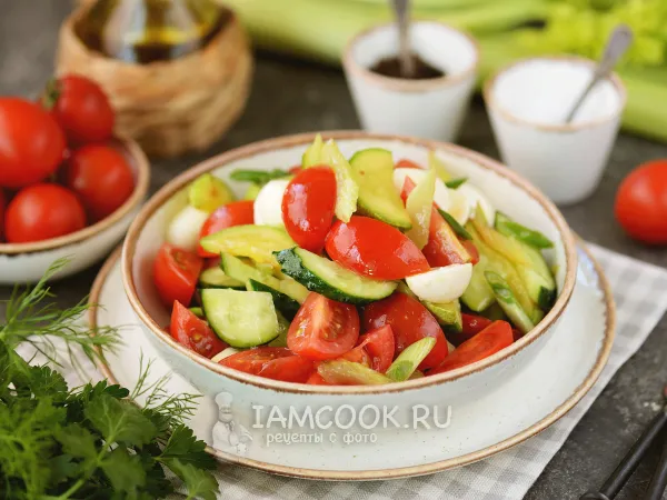 Фото блюда: Теплый салат с сельдереем