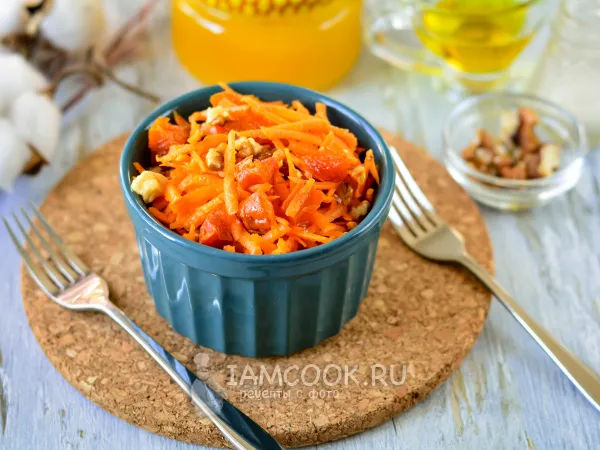 Фото блюда: Салат из моркови с курагой
