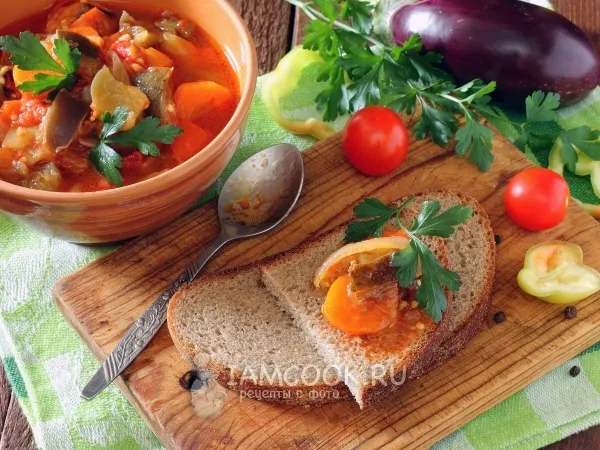 Фото блюда: Салат «Десятка» из баклажанов на зиму