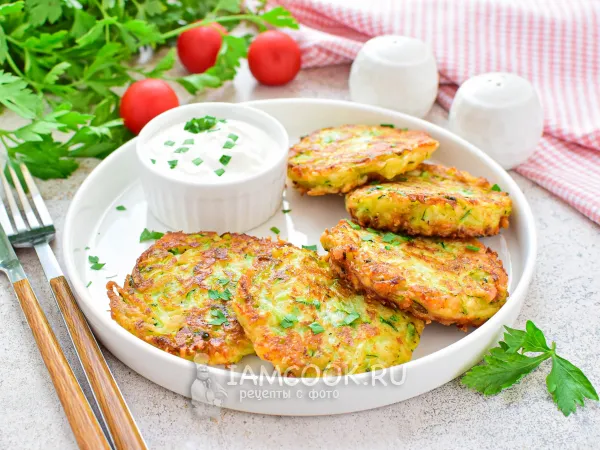 Фото блюда: Кабачково-сырные оладьи