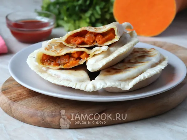 Фото блюда: Кутабы с тыквой по-азербайджански