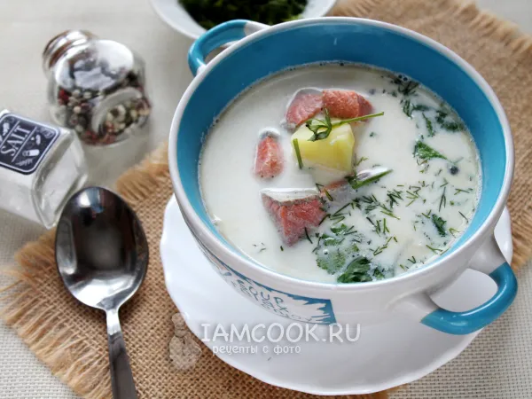 Фото блюда: Уха из лосося со сливками