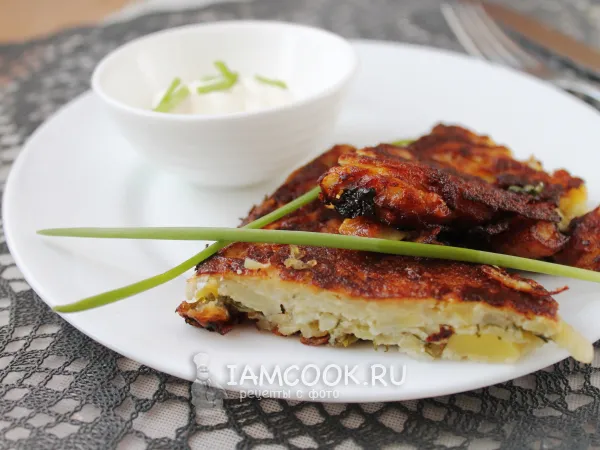 Фото блюда: Картофельная запеканка с сыром на сковороде