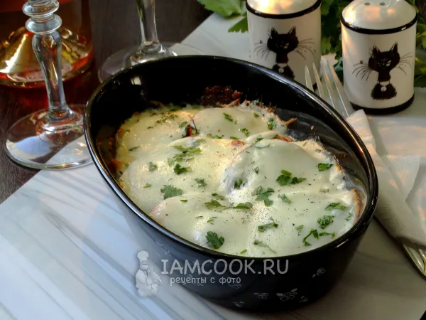 Фото блюда: Сулугуни с помидорами в духовке