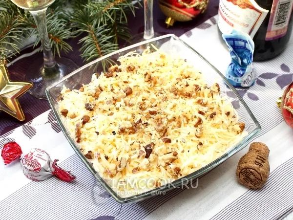 Фото блюда: Салат из кальмара с шампиньонами