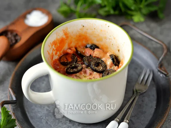 Фото блюда: Пицца в кружке в микроволновке без разрыхлителя