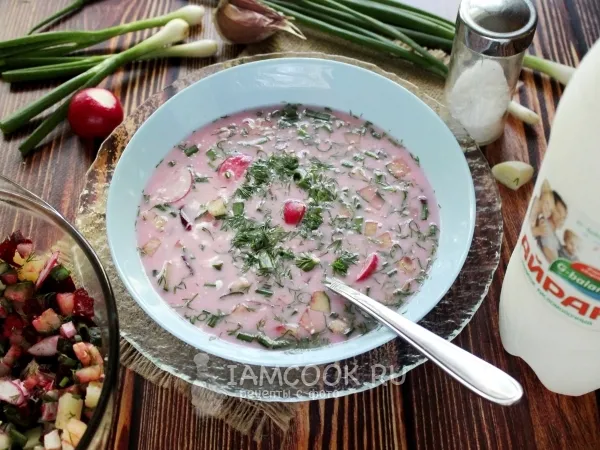 Фото блюда: Холодный борщ на айране