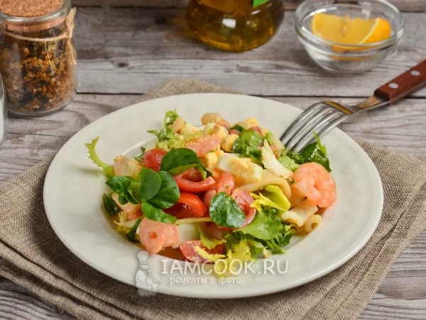 Фото блюда: Салат «Морской бриз» с креветками и кальмарами