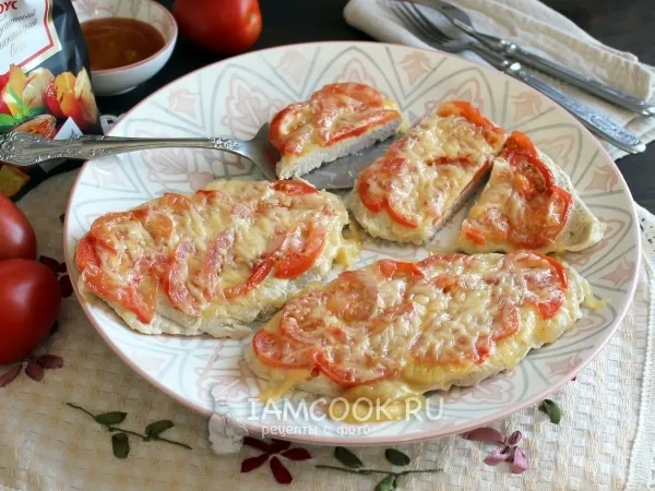 Фото блюда: Отбивные из индейки с помидорами в духовке