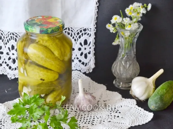 Фото блюда: Огурцы маринованные по-болгарски