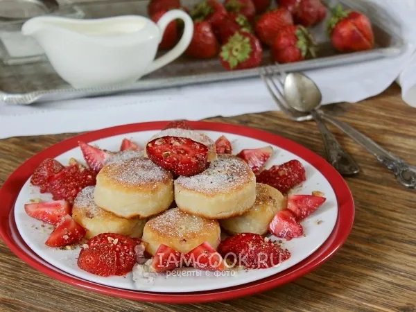 Фото блюда: Сырники из творожной массы с изюмом