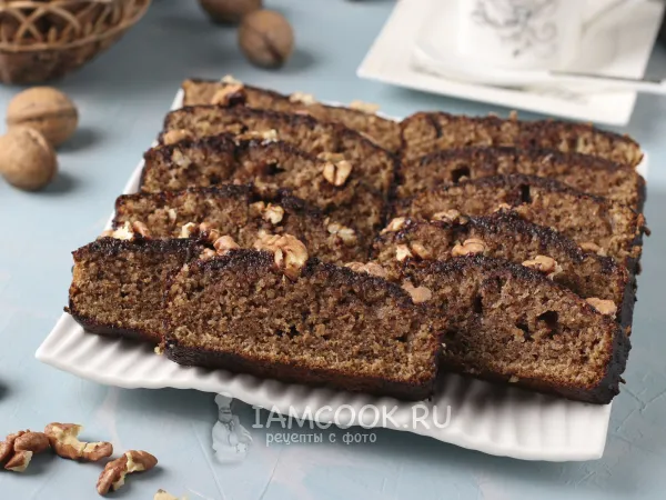 Фото блюда: Ореховый кекс с шоколадной глазурью