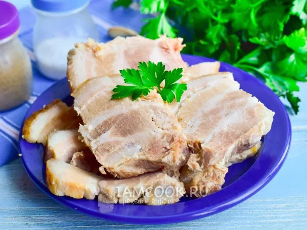 Фото блюда: Вареная свиная грудинка