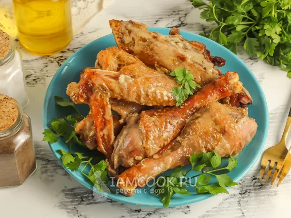 Фото блюда: Курица в майонезно-горчичном соусе в духовке