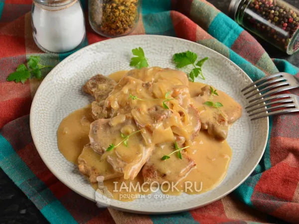 Фото блюда: Луковый клопс из свинины