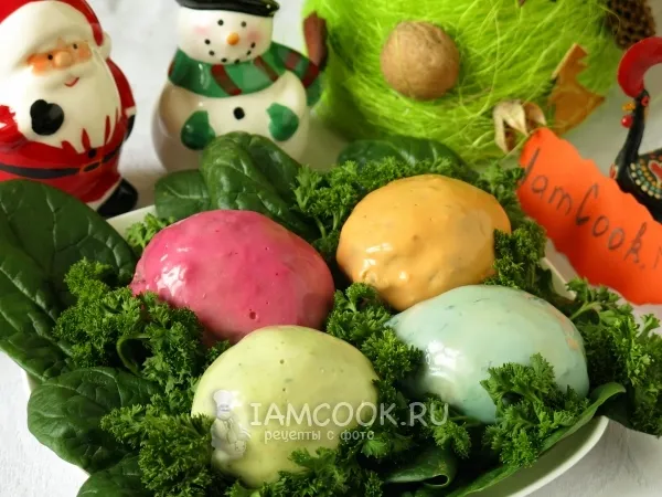 Фото блюда: Яйца фаршированные в цветном желе