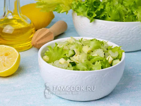 Фото блюда: Салат с сельдереем, огурцом и сыром