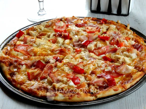 Фото блюда: Пицца с курицей и беконом