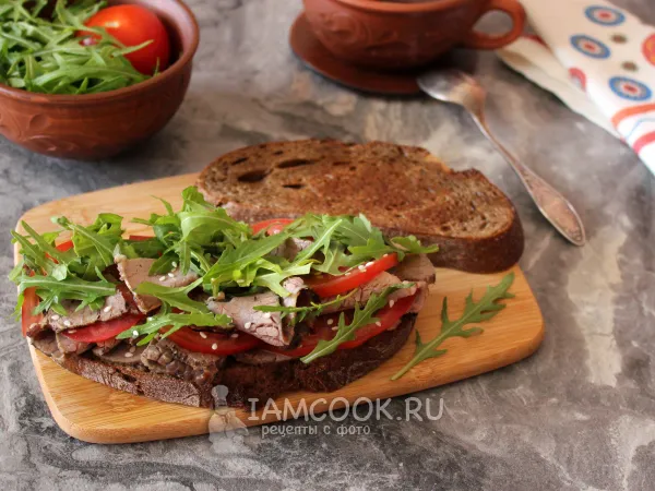 Фото блюда: Брускетта с ростбифом