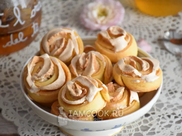 Фото блюда: Творожное печенье-розочки с безе