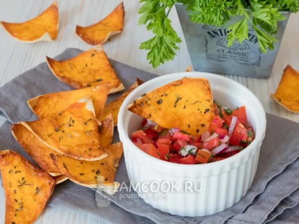 Фото блюда: Чипсы из лепешек тортилья с томатно-сметанным вкусом