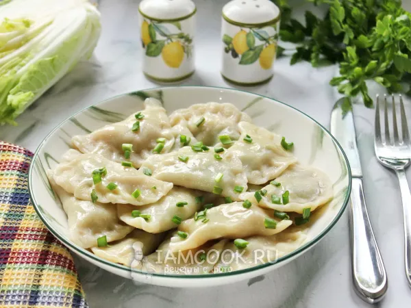 Фото блюда: Вареники с пекинской капустой