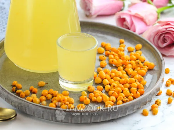 Фото блюда: Настойка на облепихе на самогоне