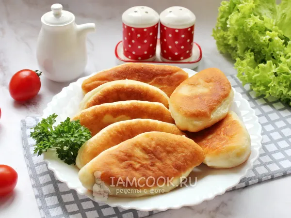 Фото блюда: Жареные пирожки с капустой и рыбой