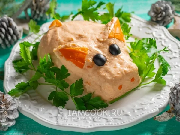 Фото блюда: Салат с лососем на Новый год Свиньи