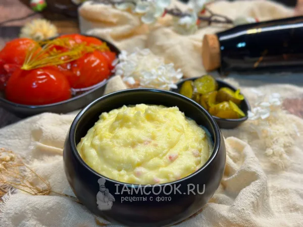 Фото блюда: Картофельное пюре с плавленым сыром