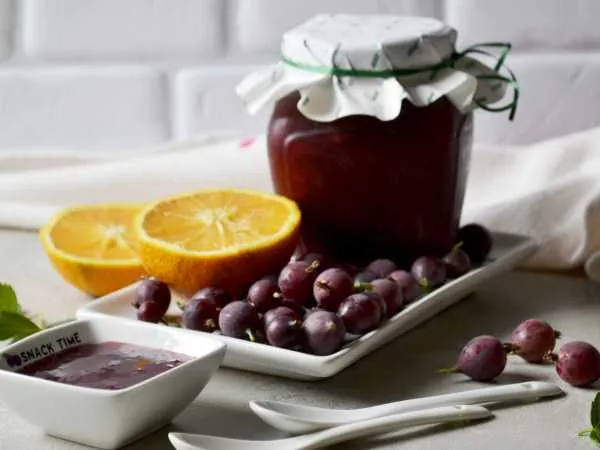 Фото блюда: Сырое варенье из крыжовника с апельсином