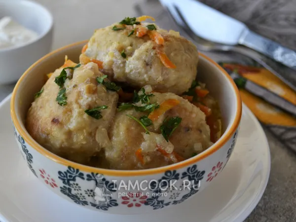 Фото блюда: Тефтели из щуки в сметанном соусе