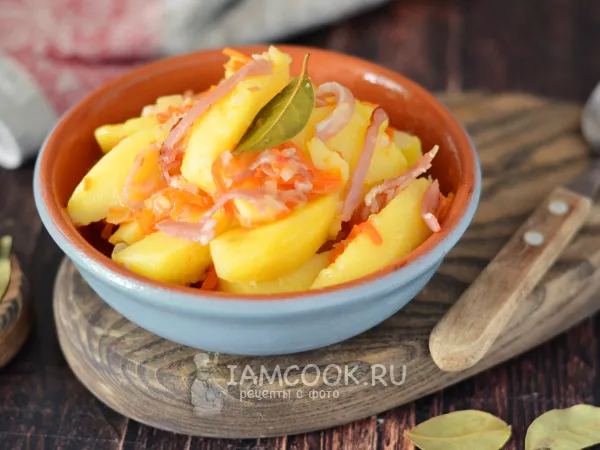 Фото блюда: Картошка с беконом в мультиварке