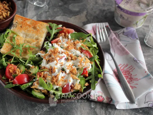 Фото блюда: Салат с луком фри