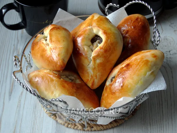 Фото блюда: Расстегай с курицей и грибами