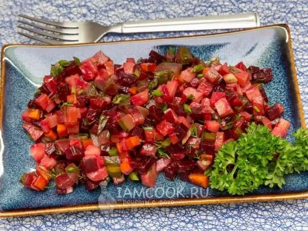 Фото блюда: Овощной салат с соленым огурцом