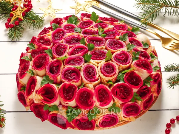 Фото блюда: Салат «Селедка под шубой» с розами из блинов