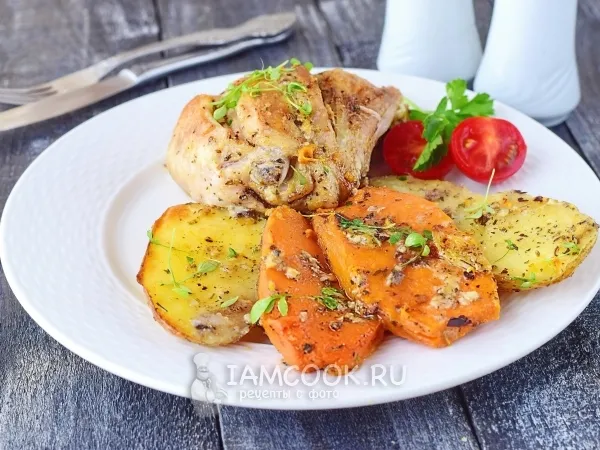 Фото блюда: Курица с картошкой в духовке с майонезом